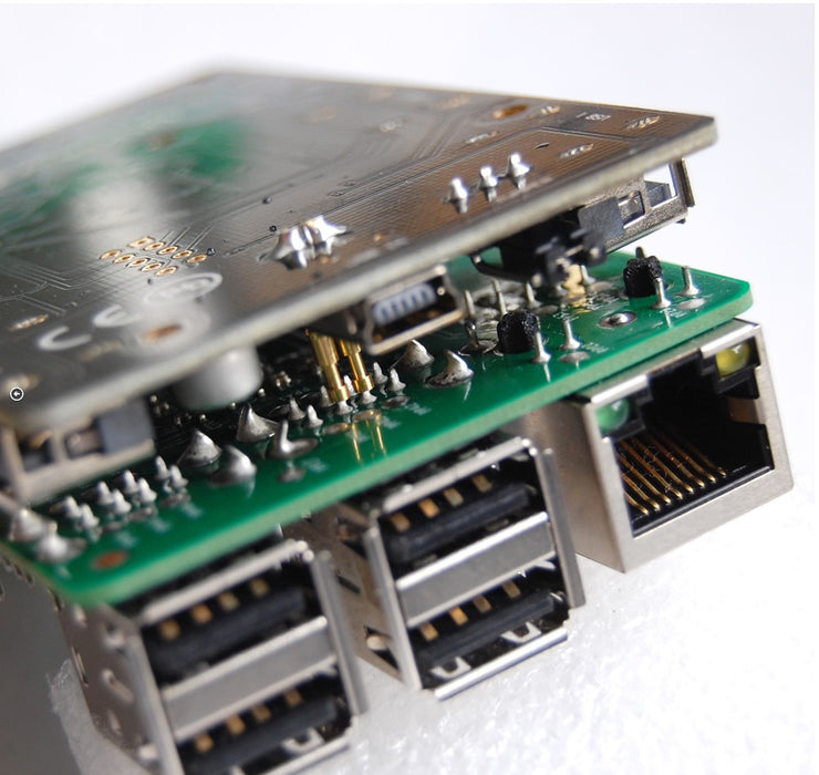 Big7: 7-Port USB Hub for Raspberry Pi